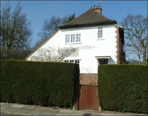 73 Denman Drive South